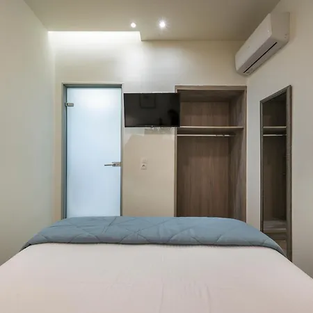 Luxury Pearl, Steps To The Apartament *